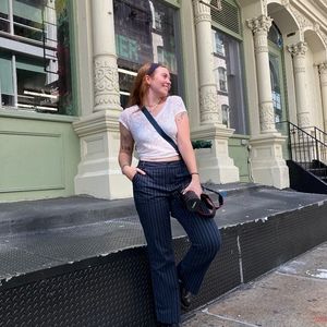 Meet your Posher, Alexia